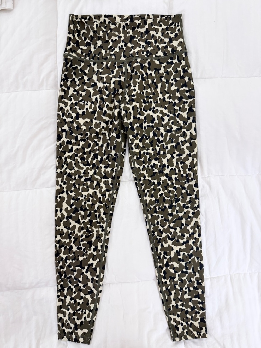 Sage Collective Camouflage Leggings High Waist 7/8 Length Small